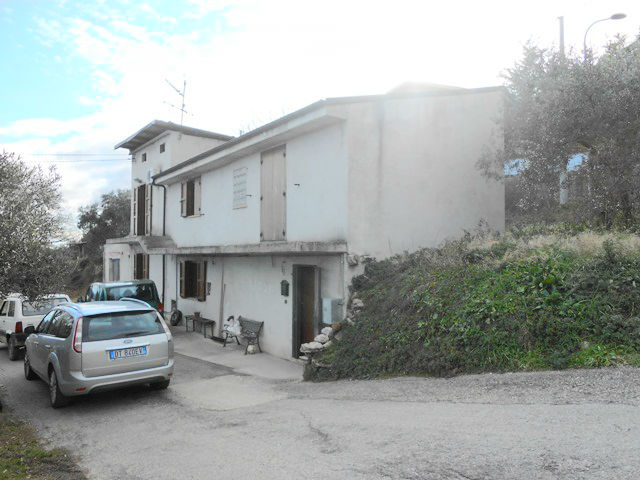 Property for sale in Altino