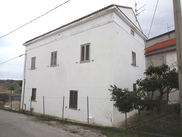 Property for sale in Atessa