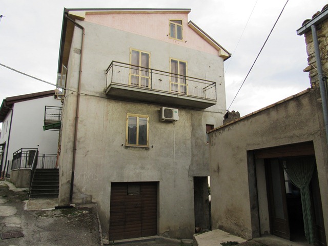 Property for sale in Bomba