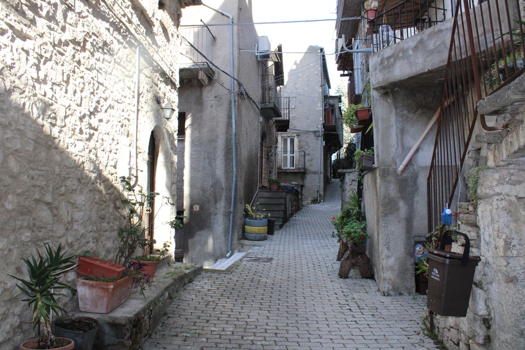 Property for sale in Bomba