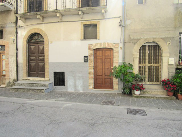 Property for sale in Bomba