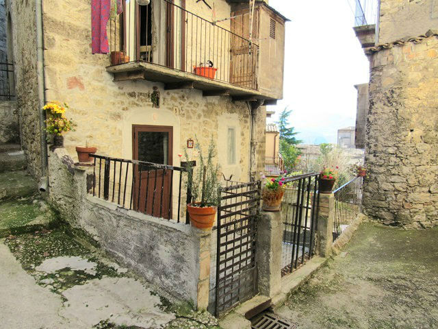Property for sale in Bomba