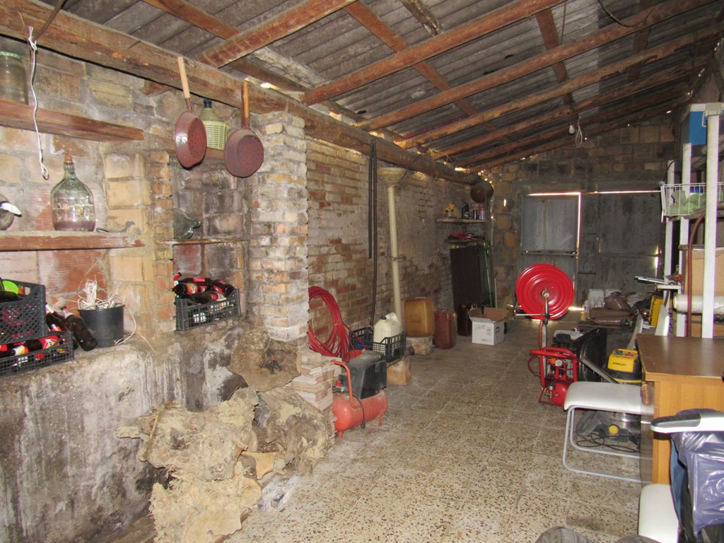 Property for sale in Casalincontrada