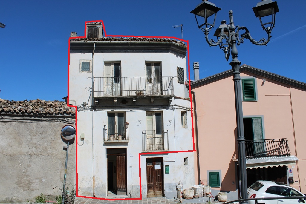 Property for sale in Casoli
