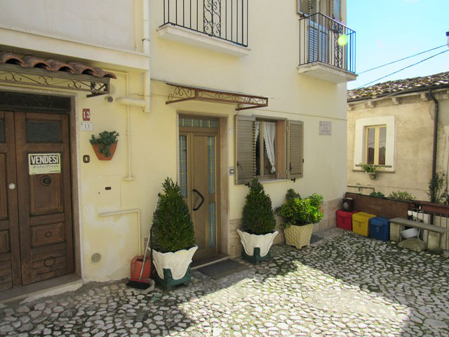 Property for sale in Casoli