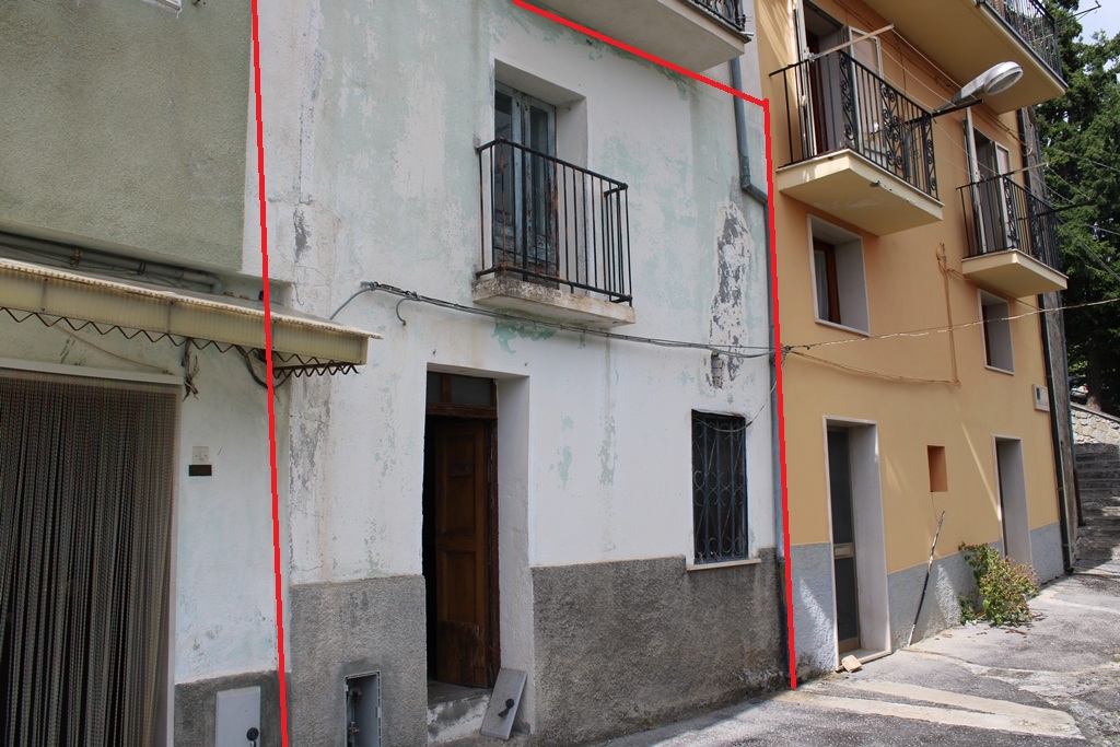 Property for sale in Civitaluparella