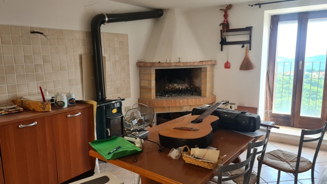 Property for sale in Civitella Messer Raimondo