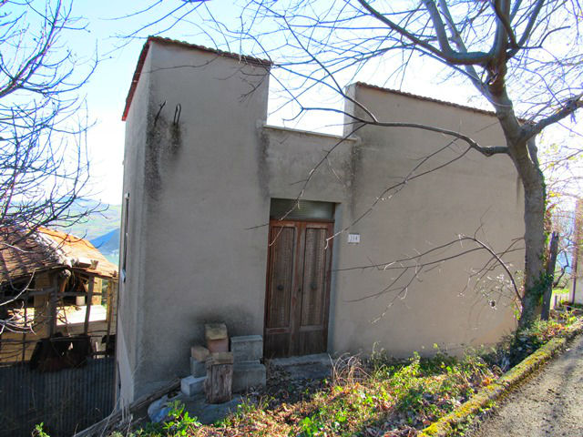Property for sale in Civitella Messer Raimondo