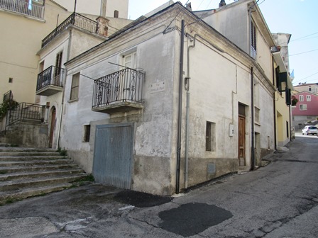 Property for sale in Fara San Martino