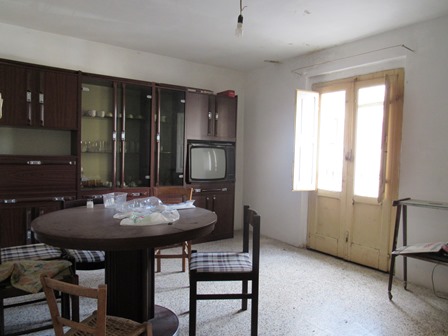 Property for sale in Fara San Martino