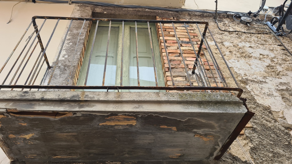 Property for sale in Fara San Martino