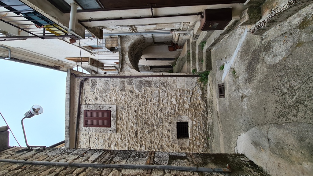 Property for sale in Fara San Martino