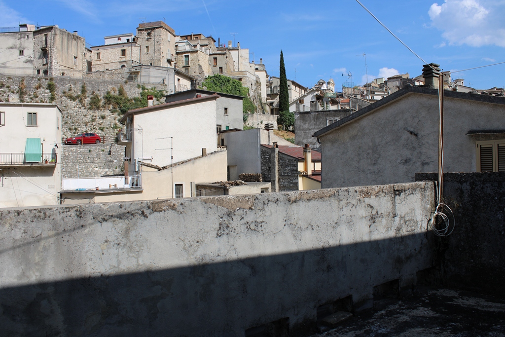 Property for sale in Fara San Martino