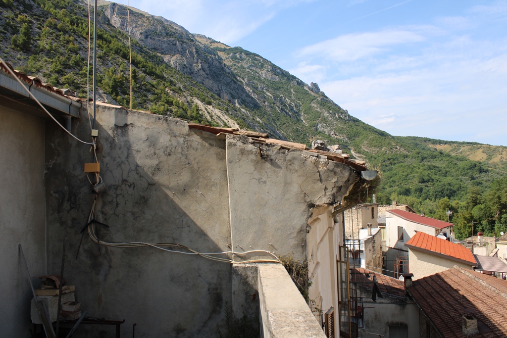 Property for sale in Fara San Martino