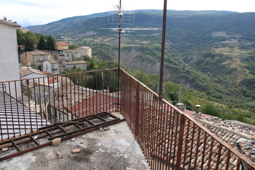 Property for sale in 	Montazzoli
