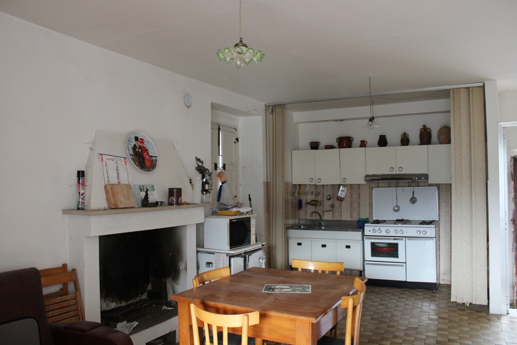 Property for sale in Montazzoli