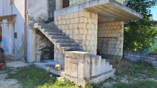 Property for sale in Ortona