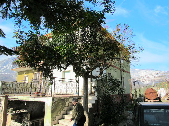 Property for sale in Palombaro