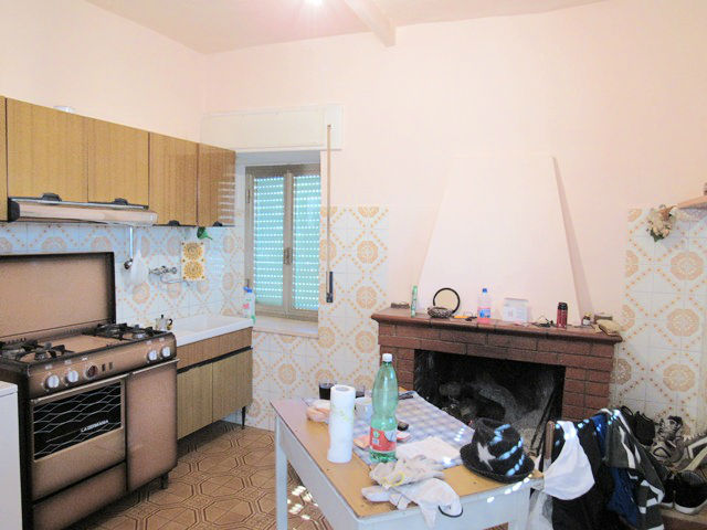 Property for sale in Palombaro