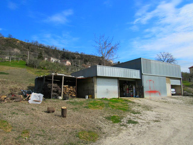Property for sale in Palombaro