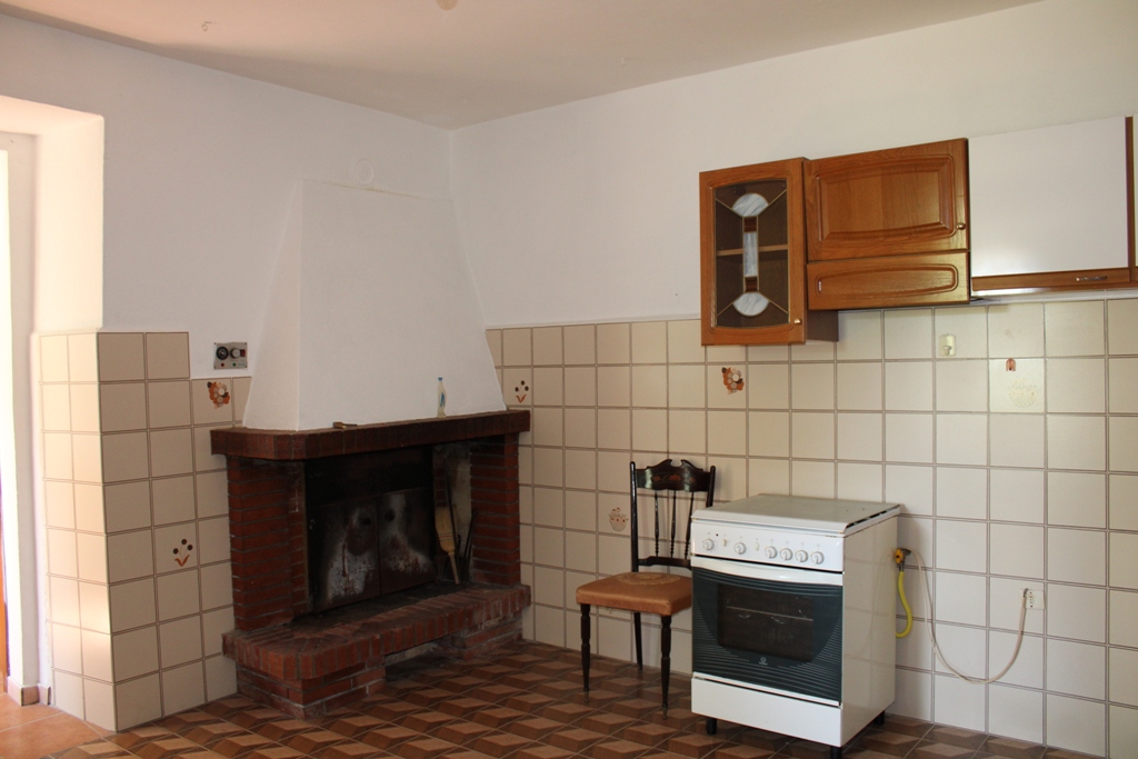 Property for sale in Roccascalegna