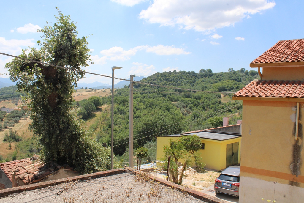 Property for sale in Roccascalegna