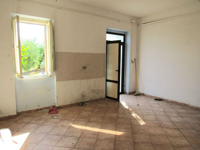 Property for sale in Torino Di Sangro