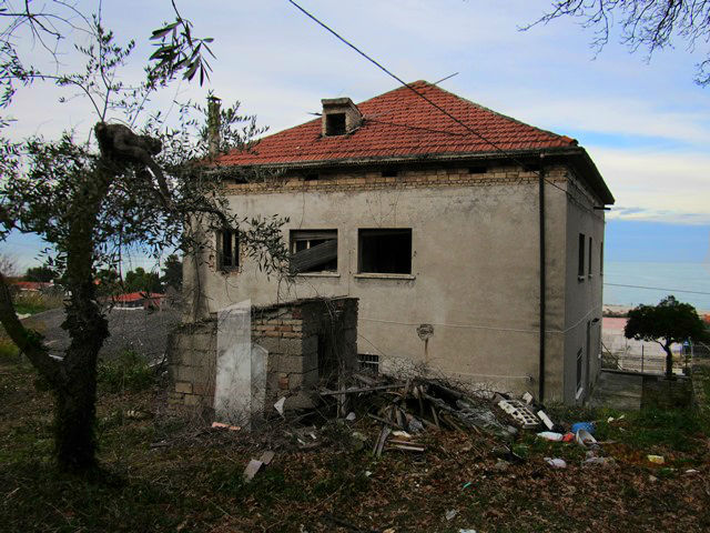 Property for sale in Torino Di Sangro