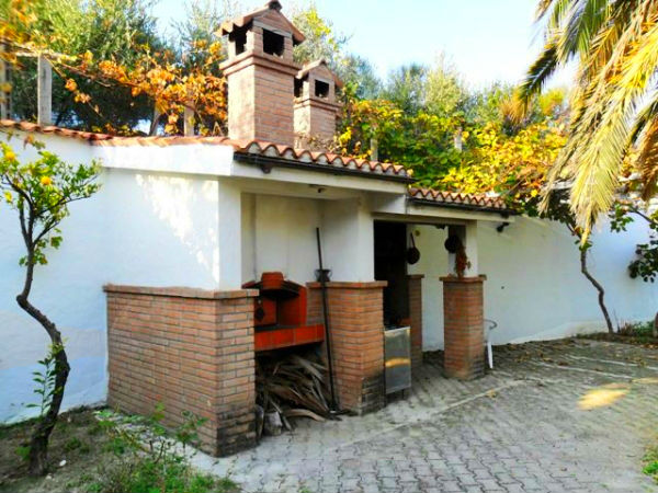 Property for sale in Torino Di Sangro