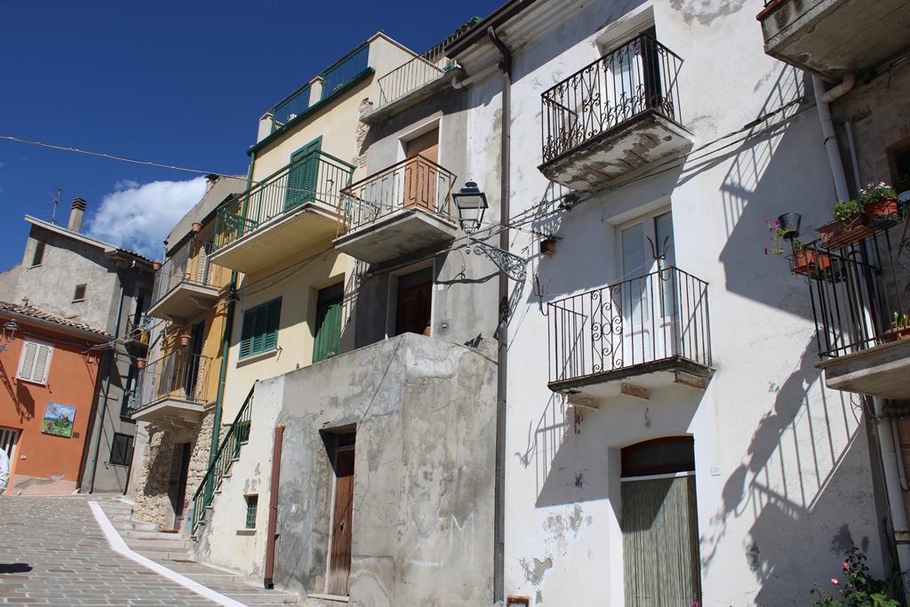 Property for sale in Tornareccio
