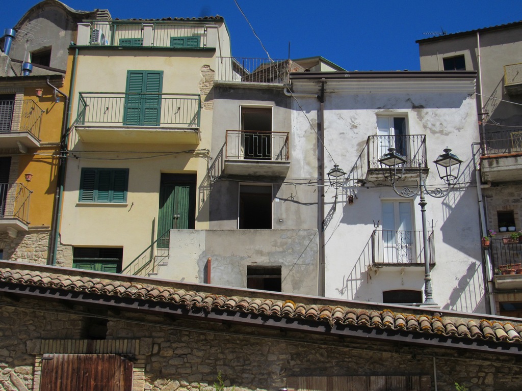 Property for sale in Tornareccio