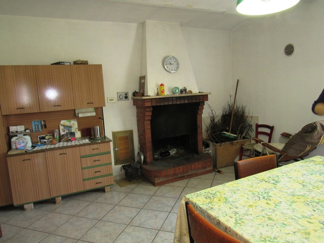 Property for sale in Toricella Peligna