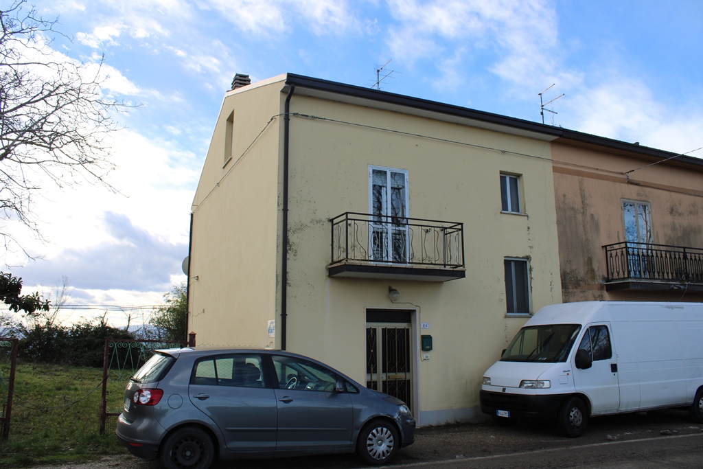 Property for sale in Guardiagrele